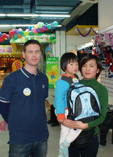 g昷