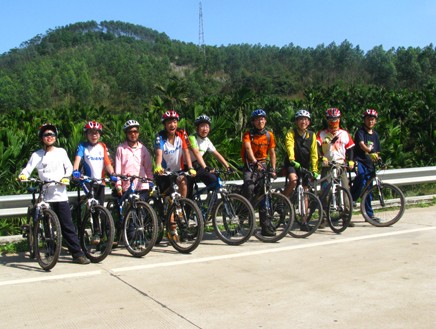 廣州新東方酷學(xué)酷玩騎車夏令營