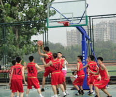 “酷學酷玩”英語籃球夏令營