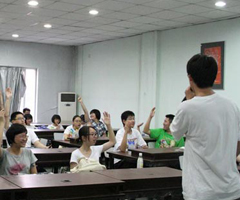 酷學(xué)酷玩cs軍事拓展夏令營(yíng)