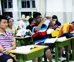 酷學(xué)酷玩英語籃球夏令營—連報(bào)班