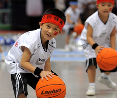 泡泡少兒灌籃高手籃球營(yíng)