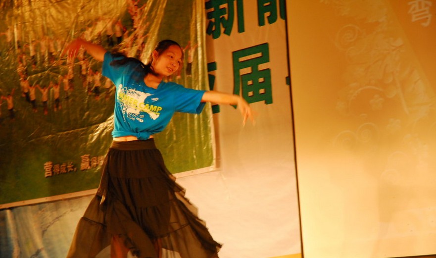 武漢新東方酷學(xué)酷玩夏令營