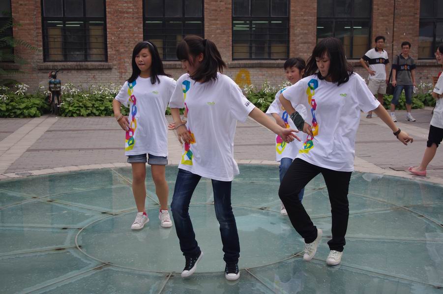 武漢新東方夏令營