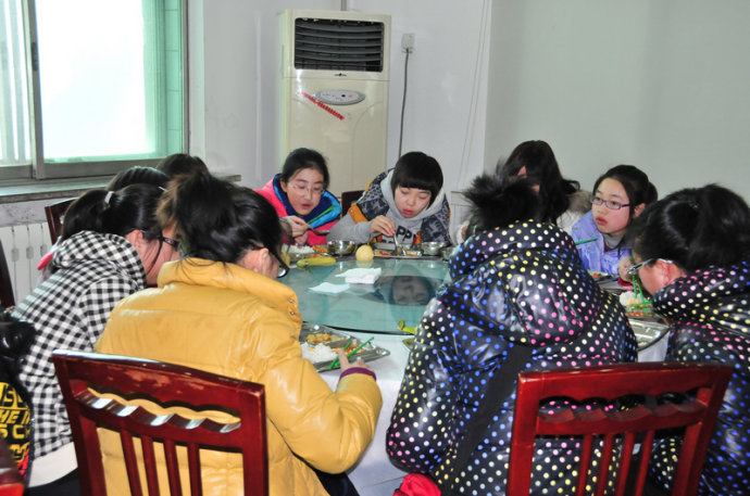 124ճӢZ(y)(yng)ԇ~RZ(y)(qing)I(yng)