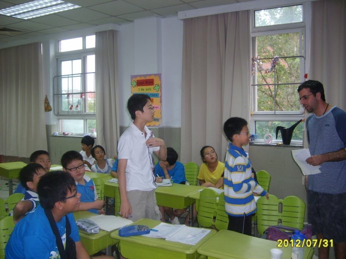 【酷學(xué)酷玩路聽(tīng)力口語(yǔ)集訓(xùn)營(yíng)】2012暑假第四期 <wbr>0731 <wbr>day8 <wbr>各班實(shí)況轉(zhuǎn)播 【酷學(xué)酷玩路聽(tīng)力口語(yǔ)集訓(xùn)營(yíng)】2012暑假第四期 <wbr>0731 <wbr>day8 <wbr>各班實(shí)況轉(zhuǎn)播