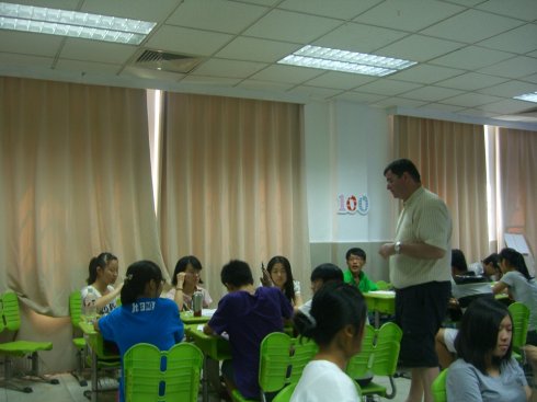 【酷學(xué)酷玩路聽力口語集訓(xùn)營】2012暑假第五期 <wbr>0809 <wbr>day7 <wbr>各班實(shí)況轉(zhuǎn)播 【酷學(xué)酷玩路聽力口語集訓(xùn)營】2012暑假第五期 <wbr>0809 <wbr>day7 <wbr>各班實(shí)況轉(zhuǎn)播